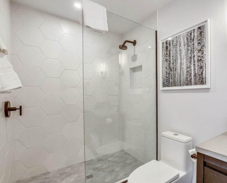 "The Thomas" Cozy Comfort with Expansive Vistas - Stowe, Vermont