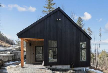 "The Thomas" Cozy Comfort with Expansive Vistas - Stowe, Vermont