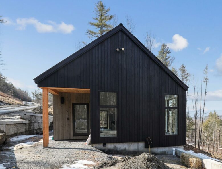 "The Thomas" Cozy Comfort with Expansive Vistas - Stowe, Vermont