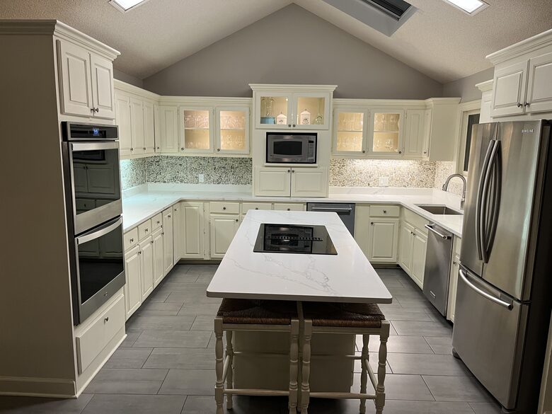 Sunset Summit on Lake Lanier - Lula, Georgia