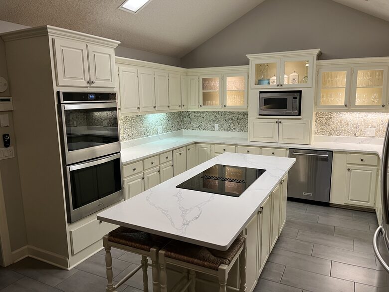 Sunset Summit on Lake Lanier - Lula, Georgia