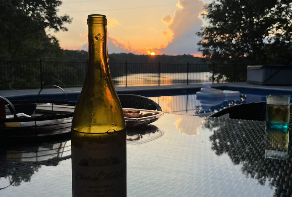 Sunset Summit on Lake Lanier - Lula, Georgia