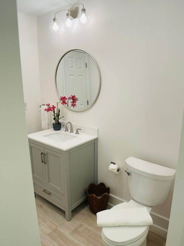 Charming Getaway In Downtown Charleston - Charleston, South Carolina