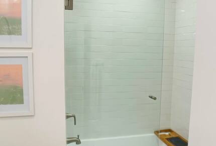 Charming Getaway In Downtown Charleston - Charleston, South Carolina