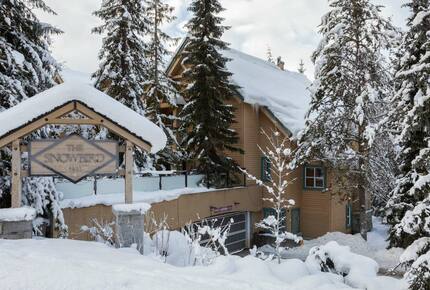 Snowbird 100 | Spacious Townhome in Great Location w/ Shared Hot Tub - Whistler, Canada