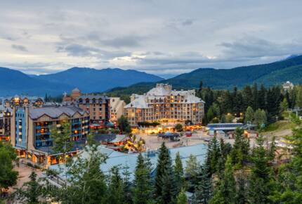 Snowbird 100 | Spacious Townhome in Great Location w/ Shared Hot Tub - Whistler, Canada