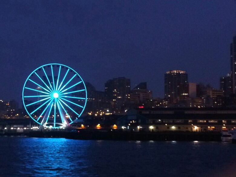 Golden Sunset Villa - Seattle, Washington