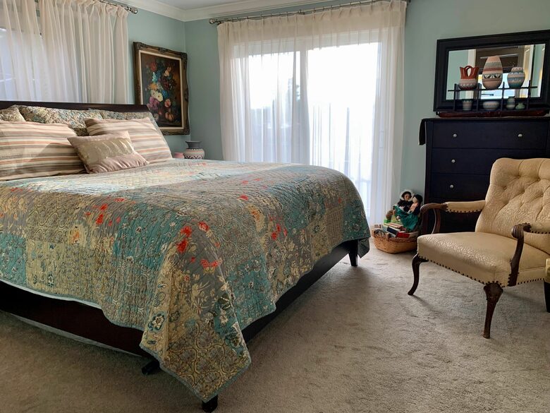 Golden Sunset Villa - Seattle, Washington