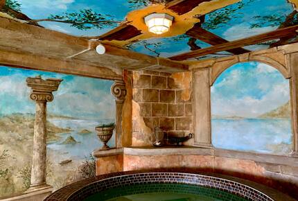 Golden Sunset Villa - Seattle, Washington