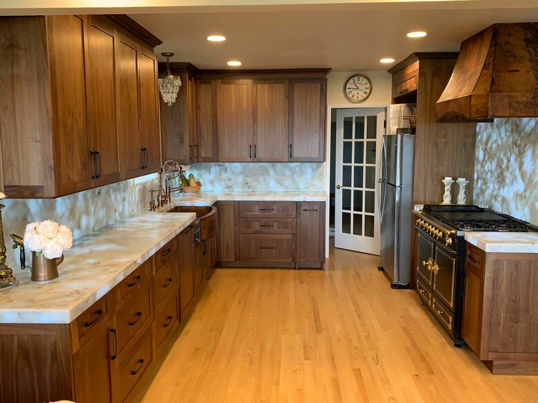 Golden Sunset Villa - Seattle, Washington