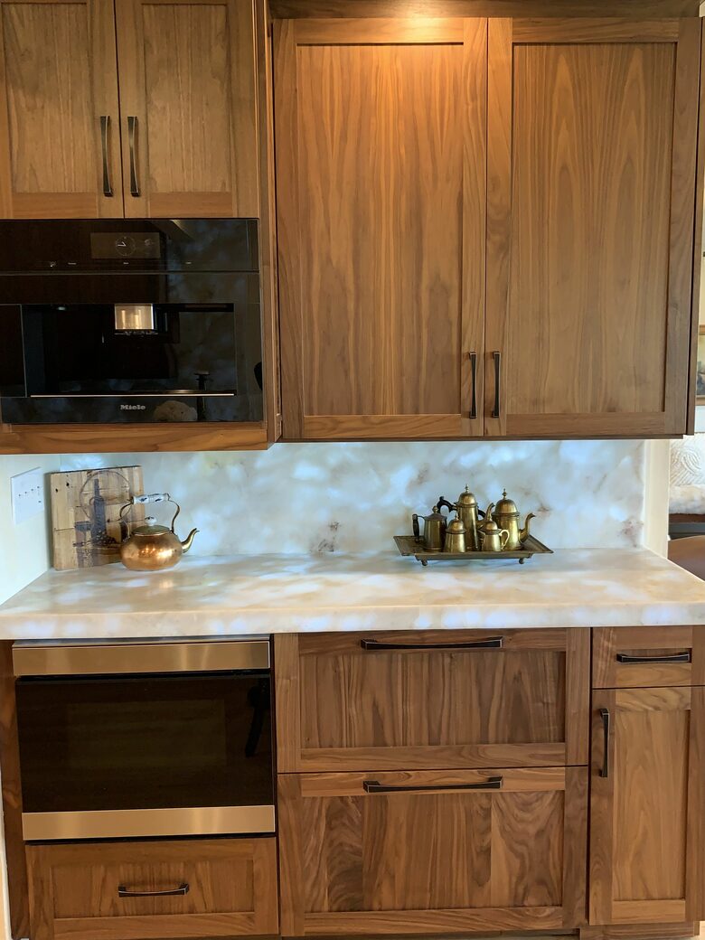 Golden Sunset Villa - Seattle, Washington