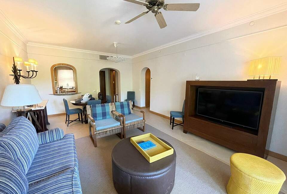 Falesia Beach Luxury Penthouse - Olhos d'Agua, Portugal