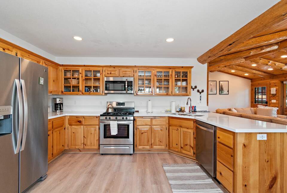 Pinehurst Lodge - Big Bear, California