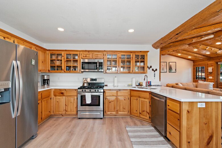 Pinehurst Lodge - Big Bear, California