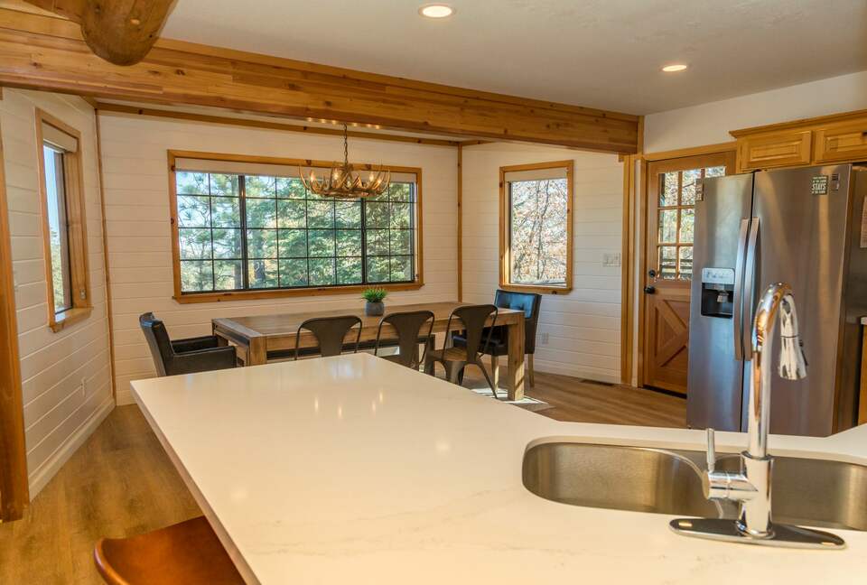 Pinehurst Lodge - Big Bear, California