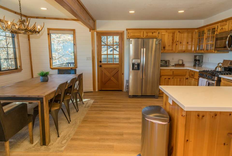 Pinehurst Lodge - Big Bear, California