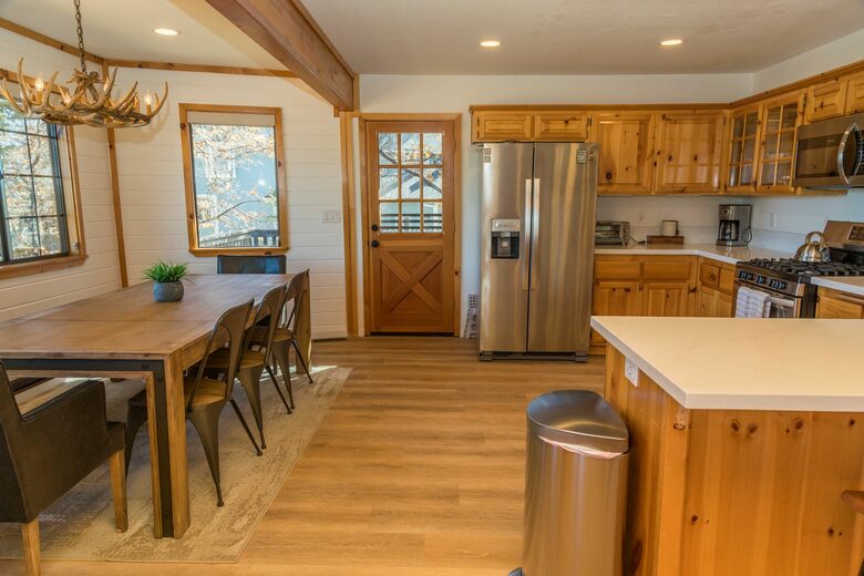 Pinehurst Lodge - Big Bear, California