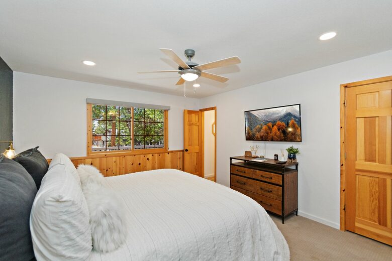 Pinehurst Lodge - Big Bear, California