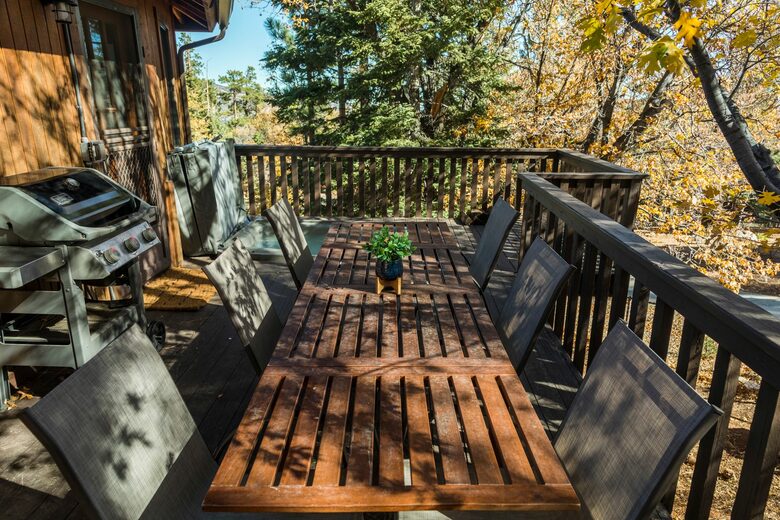 Pinehurst Lodge - Big Bear, California