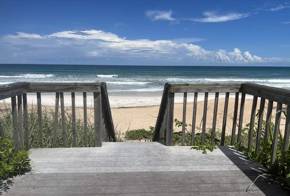 New Smyrna Oceanfront Beach House - New Smyrna Beach, Florida
