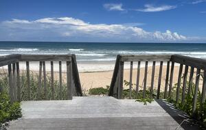 New Smyrna Oceanfront Beach House - New Smyrna Beach, Florida