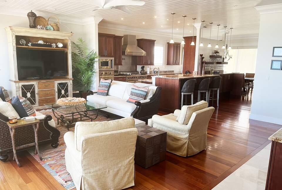 New Smyrna Oceanfront Beach House - New Smyrna Beach, Florida