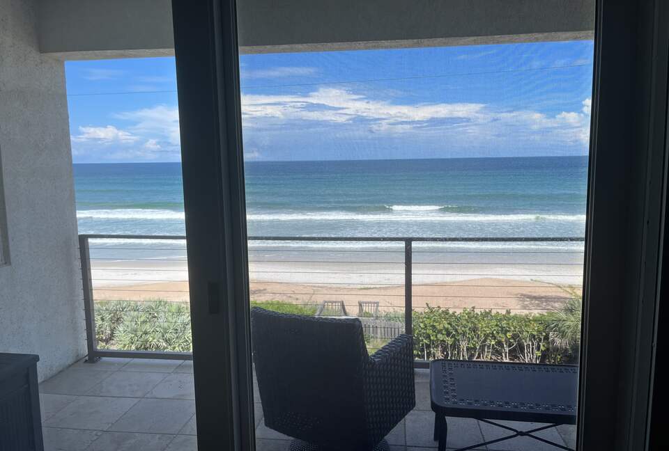 New Smyrna Oceanfront Beach House - New Smyrna Beach, Florida