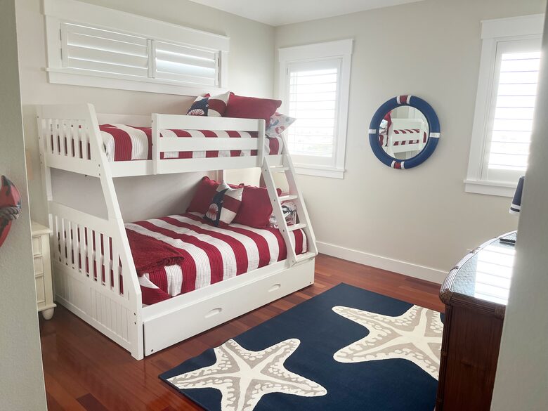 New Smyrna Oceanfront Beach House - New Smyrna Beach, Florida