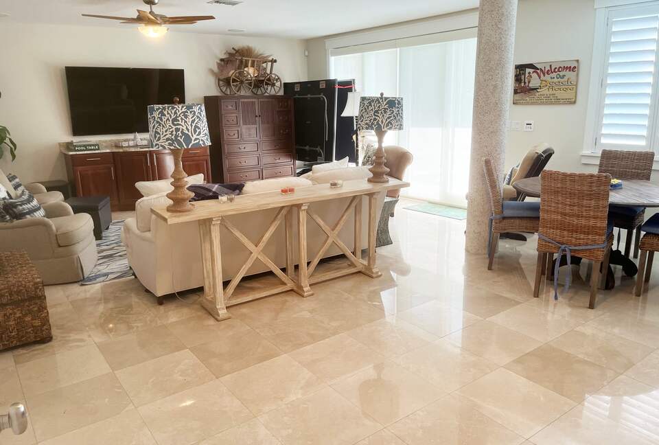 New Smyrna Oceanfront Beach House - New Smyrna Beach, Florida