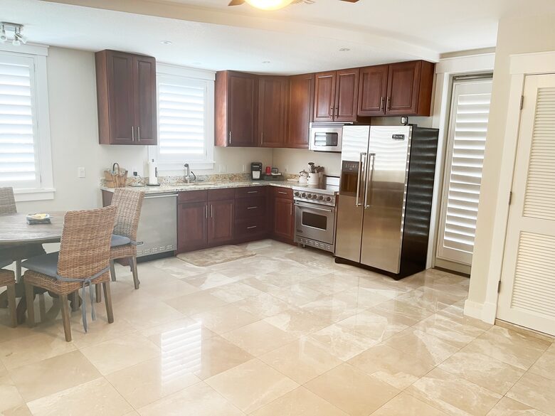 New Smyrna Oceanfront Beach House - New Smyrna Beach, Florida