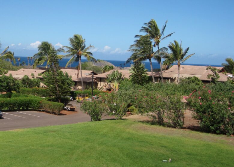 Ke Nani Kai Waterfront Resort - Kaluakoi Molokai, Hawaii