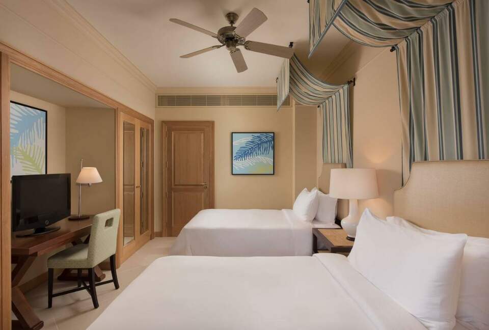 Falesia Beach Luxury Penthouse - Olhos d'Agua, Portugal