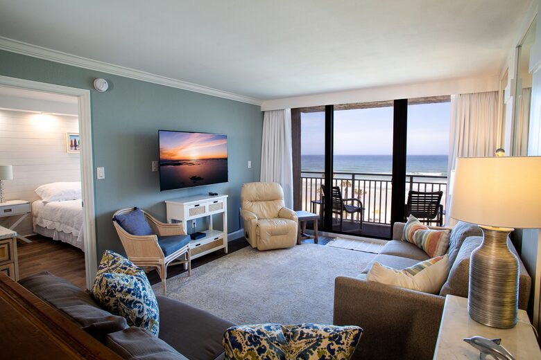 Oceanfront Surf Town - New Smyrna Beach, Florida