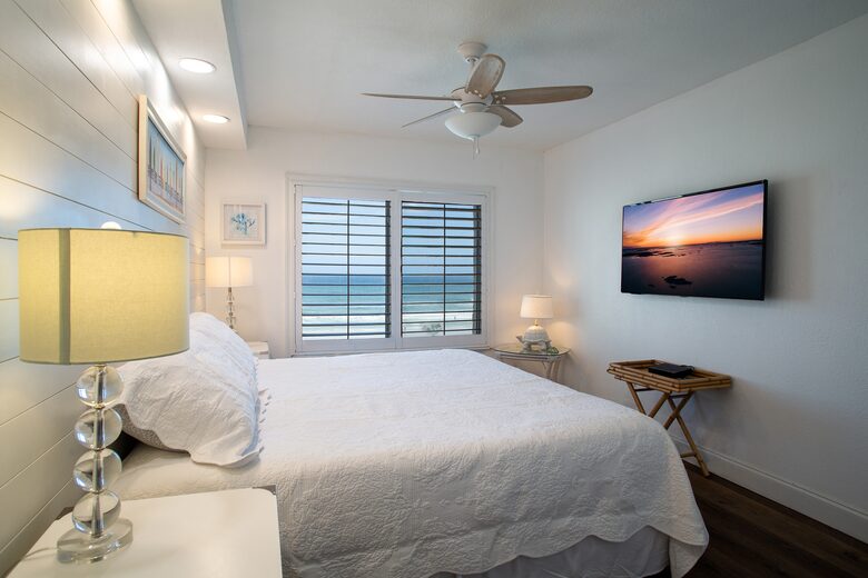 Oceanfront Surf Town - New Smyrna Beach, Florida