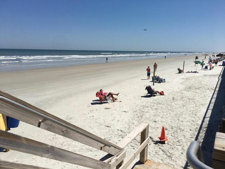 Oceanfront Surf Town - New Smyrna Beach, Florida
