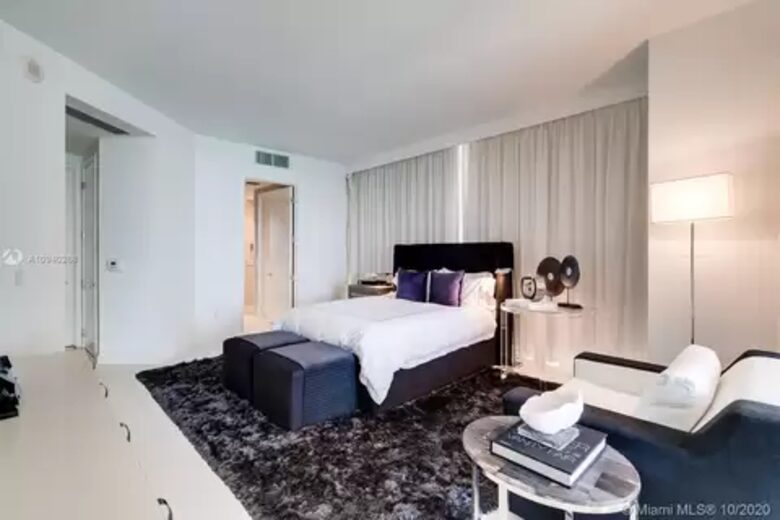 Stunning Beachfront Condo at St Regis - Bal Harbour, Florida