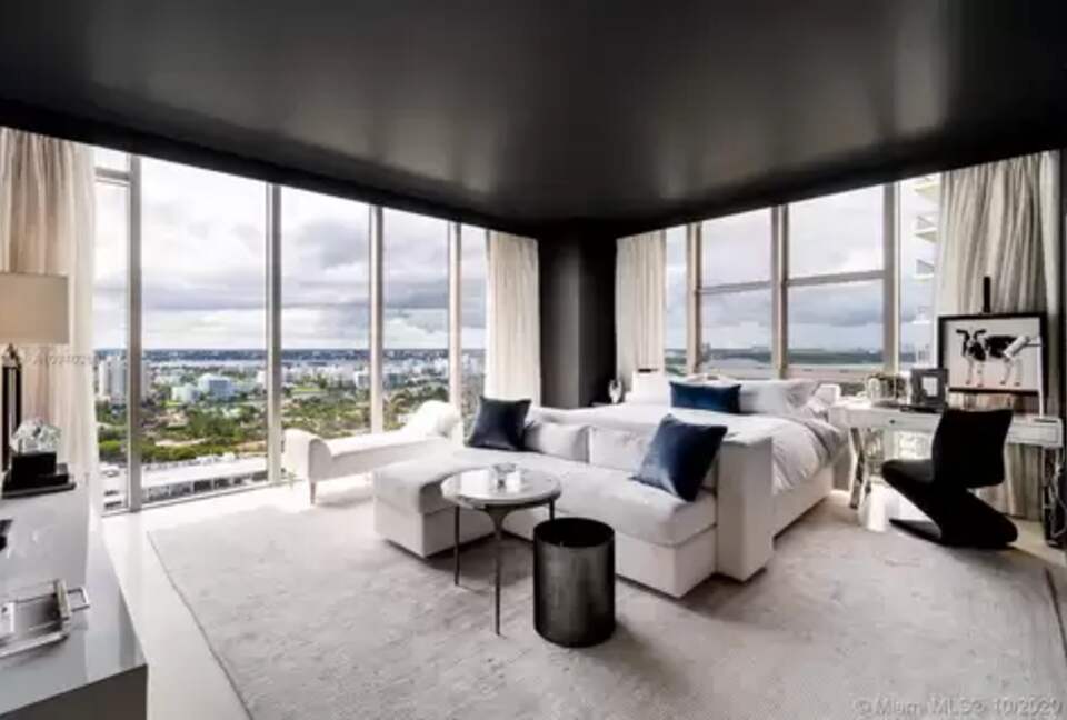 Stunning Beachfront Condo at St Regis - Bal Harbour, Florida