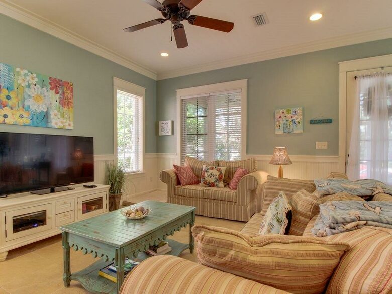 Sandestin Bungalow with a Golf Cart - Destin, Florida