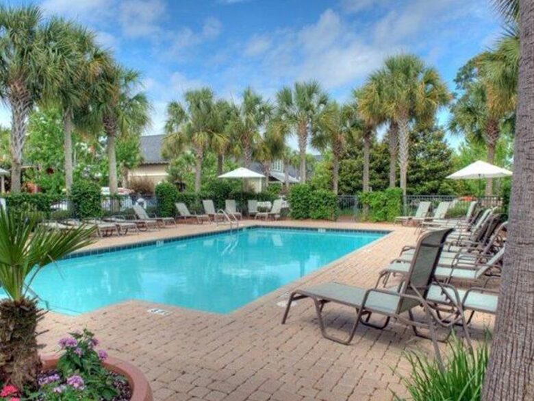 Sandestin Bungalow with a Golf Cart - Destin, Florida