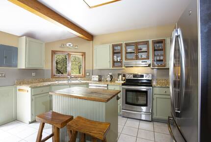 Classic 1900's Rocky Mountain Retreat - Glenwood Springs, Colorado