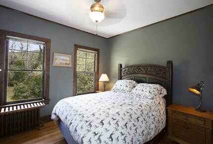 Classic 1900's Rocky Mountain Retreat - Glenwood Springs, Colorado