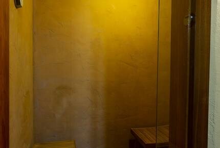 Classic 1900's Rocky Mountain Retreat - Glenwood Springs, Colorado