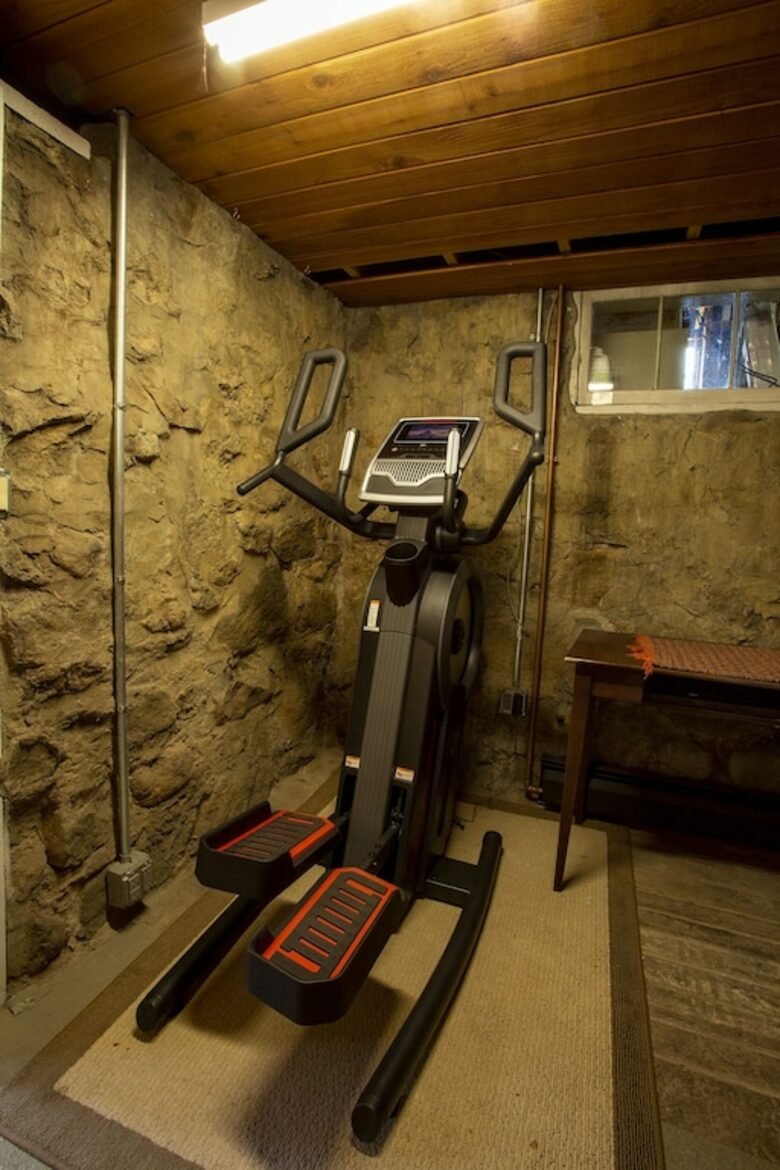 Classic 1900's Rocky Mountain Retreat - Glenwood Springs, Colorado