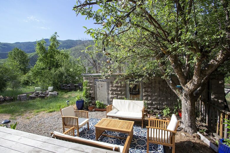 Classic 1900's Rocky Mountain Retreat - Glenwood Springs, Colorado