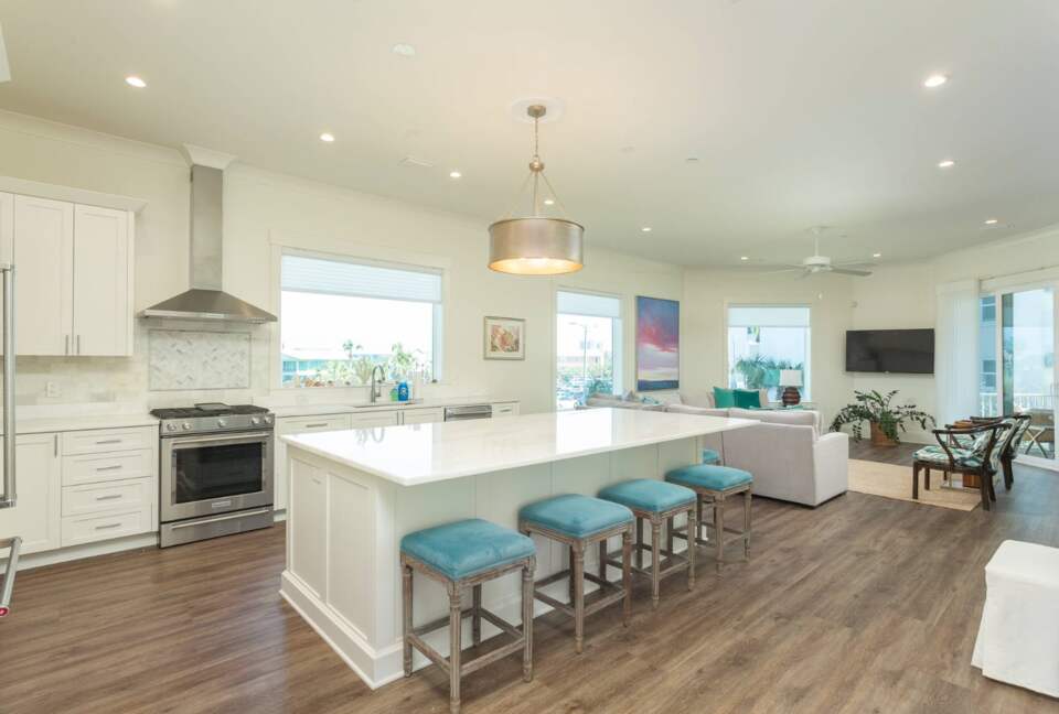 Panhandle Paradise Luxe Townhome - Pensacola Beach, Florida