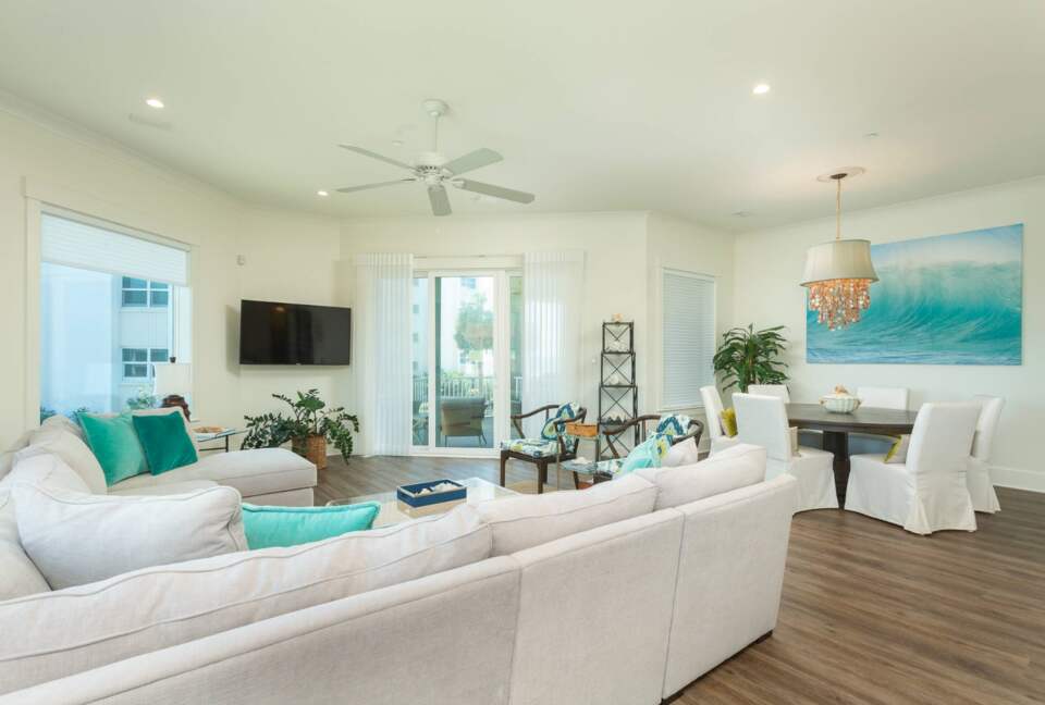 Panhandle Paradise Luxe Townhome - Pensacola Beach, Florida