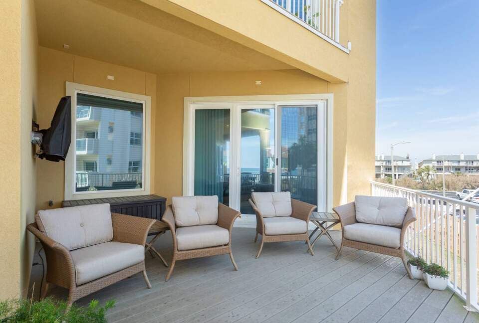 Panhandle Paradise Luxe Townhome - Pensacola Beach, Florida