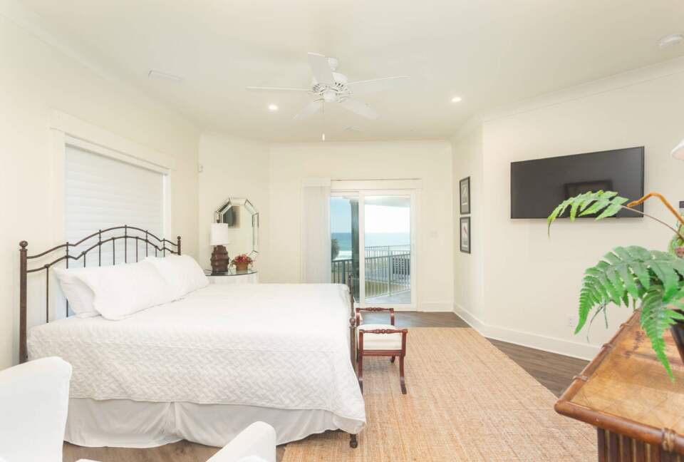 Panhandle Paradise Luxe Townhome - Pensacola Beach, Florida