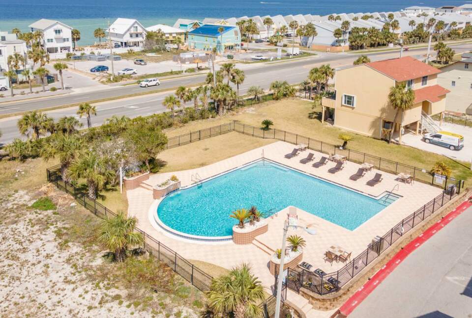 Panhandle Paradise Luxe Townhome - Pensacola Beach, Florida