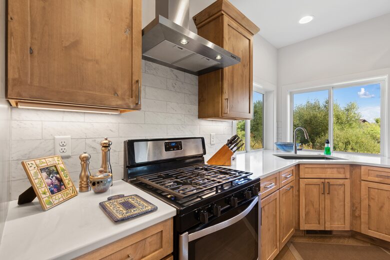 New Prairie Craftsman Charmer - Bozeman, Montana